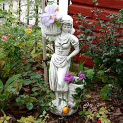 Скульптура классическая Девушка с корзинками