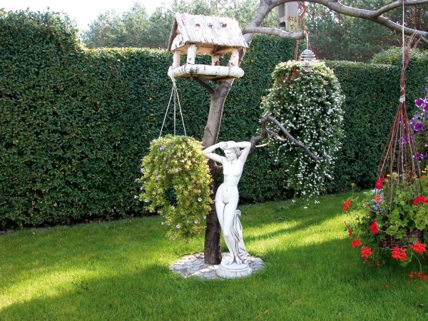 Скульптура классическая Девушка обнажённая