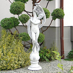 Скульптура классическая Девушка на шаре