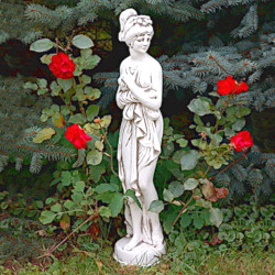 Скульптура античная Купальщица