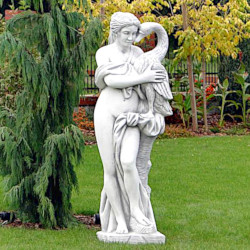 Скульптура античная Девушка с гусем