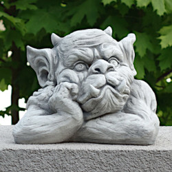 Скульптура Хранитель сада левый