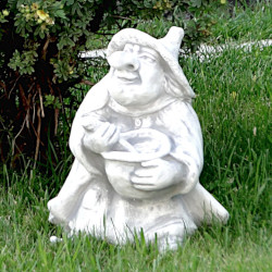 Скульптура Ведьма с котелком