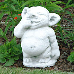 Фигурка большая Гном с пальцем в носу