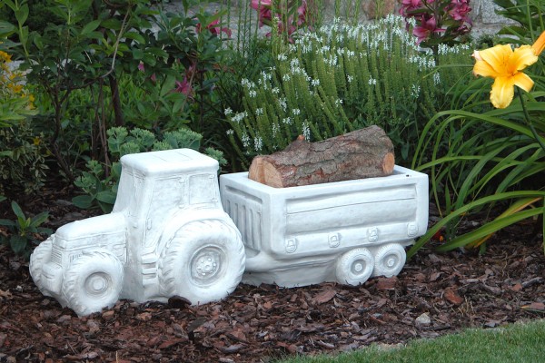 Скульптура  Тракторный прицеп