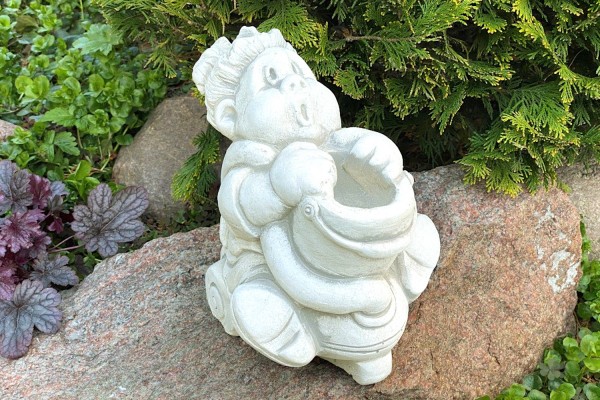 Скульптура декоративная Горничная