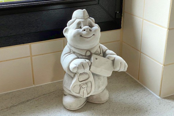 Скульптура декоративная Мясник