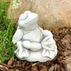 Скульптура Лягушка на листе кувшинки