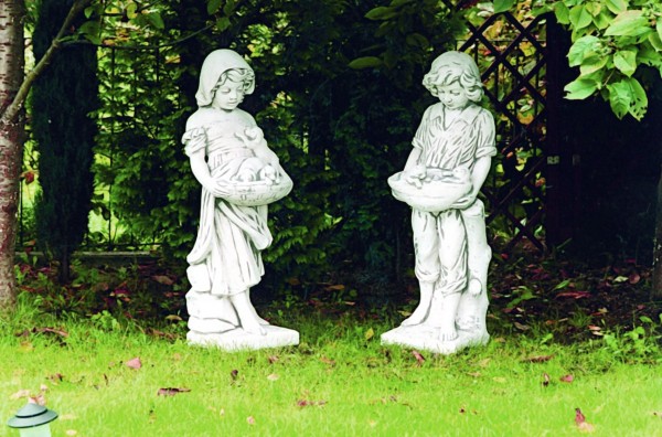 Скульптура античная Девочка с щенками