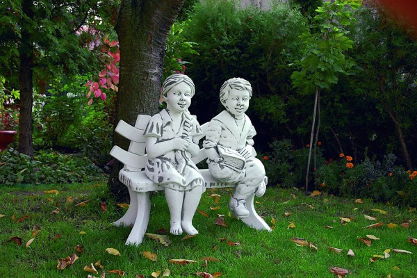 Скульптура современная Мальчик с книгой