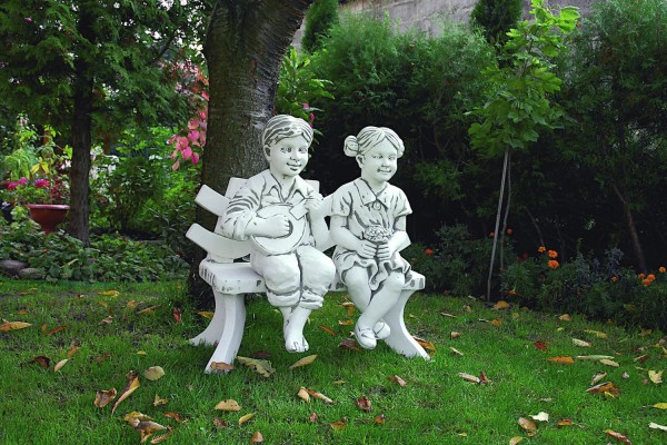 Скульптура современная Мальчик с гитарой