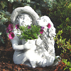 Скульптура современная Девочка с собакой и цветами