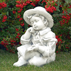 Скульптура Мальчик с книгой