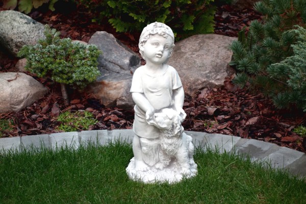 Скульптура Мальчик с собакой