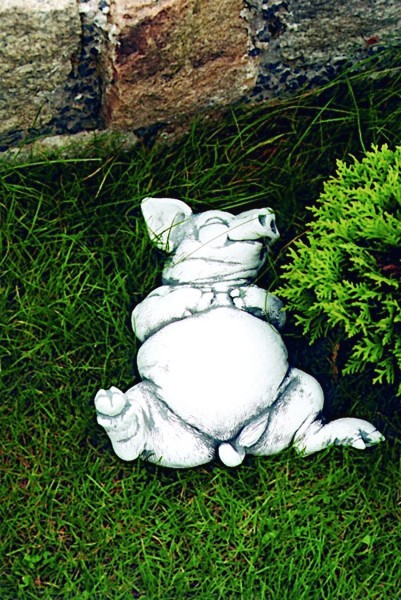 Скульптура Поросёнок лежит
