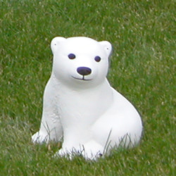 Скульптура Медведь сидит