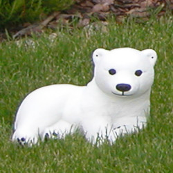 Скульптура Медведь лежит