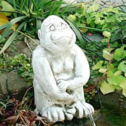 Скульптура Обезьяна, сидит, для водоемов