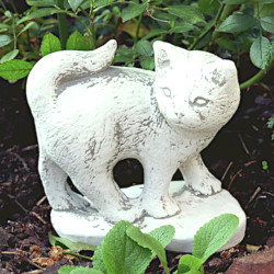 Скульптура Котенок