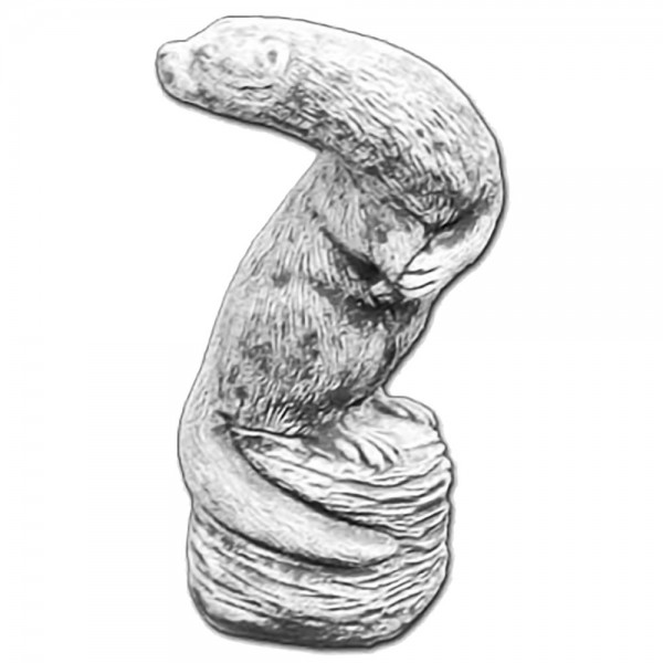 Скульптура Хорек на камне смотрит влево