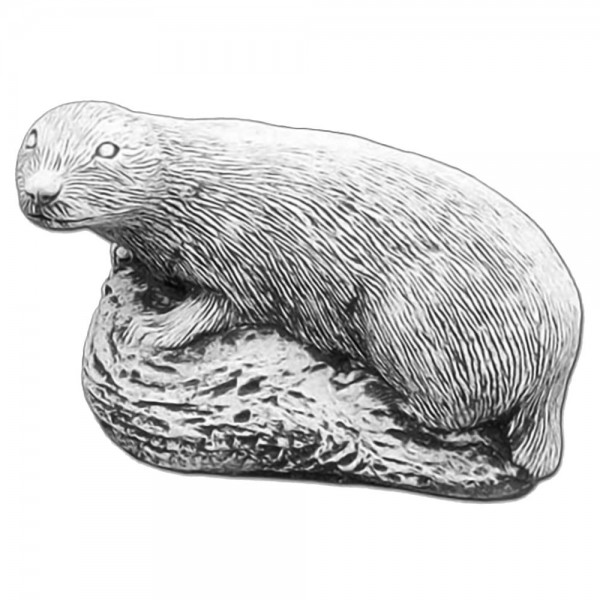 Скульптура Хорек смотрит в сторону