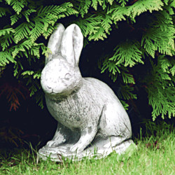 Скульптура Заяц