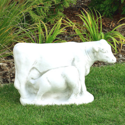 Скульптура Корова с теленком