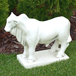 Скульптура Бык