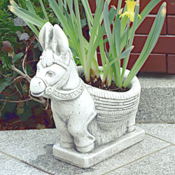 Скульптура современная Ослик с цветочным горшком