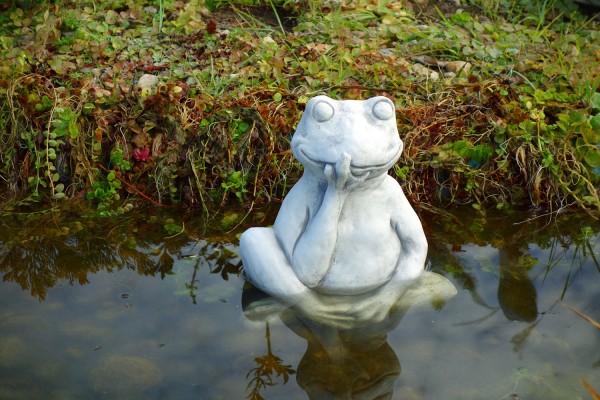 Скульптура Лягушка