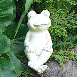 Скульптура Лягушка сидит