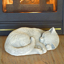 Скульптура Кошка спит