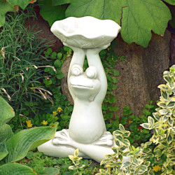 Скульптура Лягушка с чашей декоративная