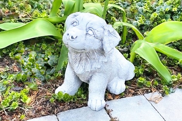 Скульптура  Щенок сидит