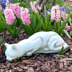 Скульптура  Кошка лежит