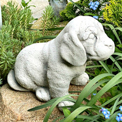 Скульптура  Щенок сидит