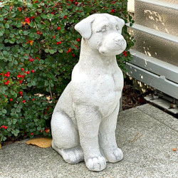 Скульптура Собака сидит