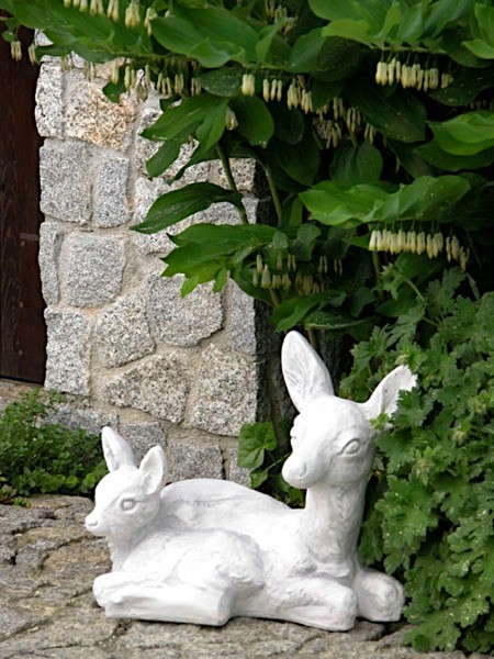 Скульптура Оленята